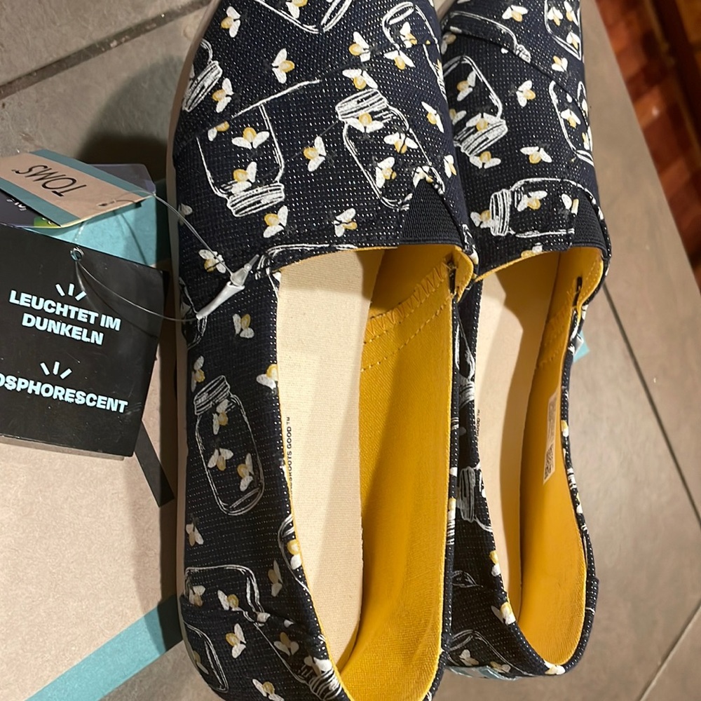 TOMS